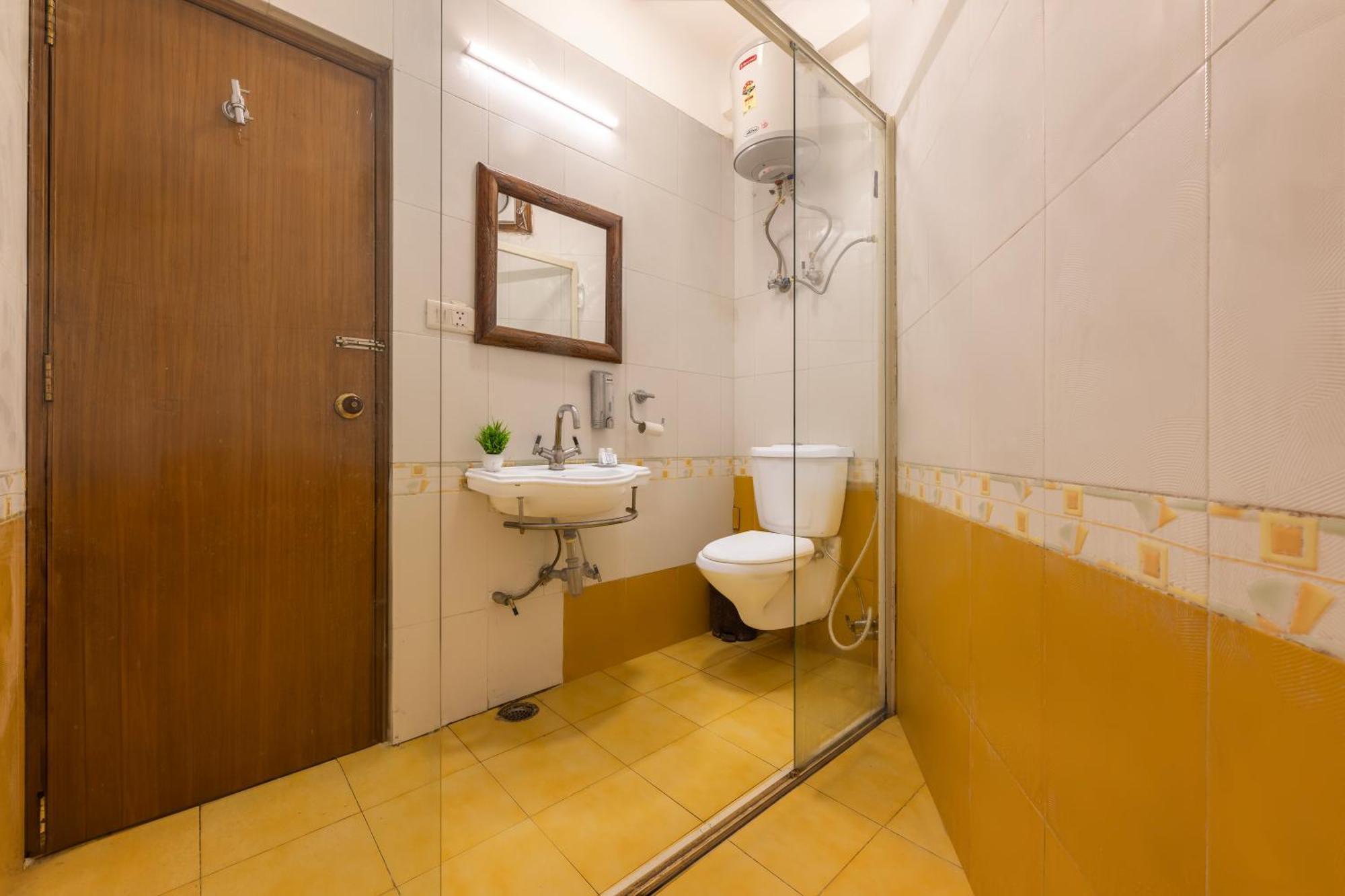 Wingait Inn - Hotel Near Mall Road Shimla Zewnętrze zdjęcie